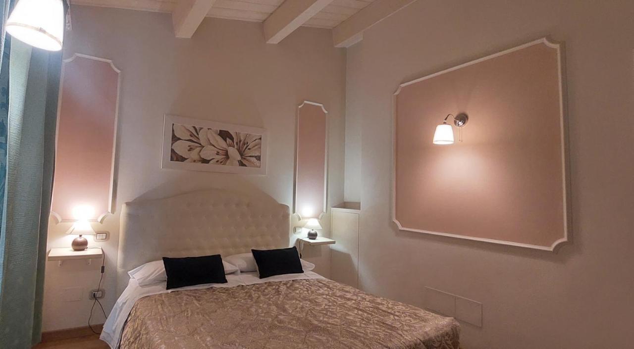 Il Piccolo Giglio Bed & Breakfast Porto Sant'Elpidio Exterior photo
